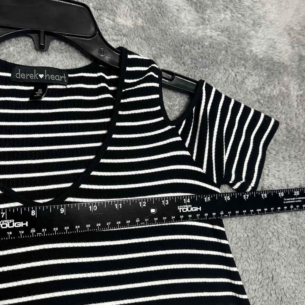 Derek Heart T-Shirt Dress Womens Small Black White Striped Cold Shoulder V-Neck - Picture 3 of 6